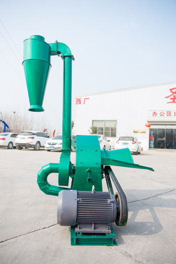 青儲(chǔ)玉米秸稈粉碎機(jī) 現(xiàn)代飼料加工的高效利器